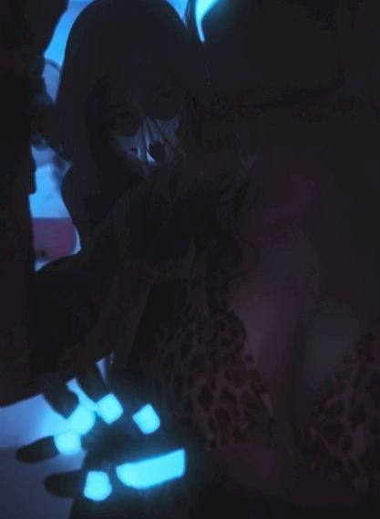 天美传媒mv免费观看英雄救美