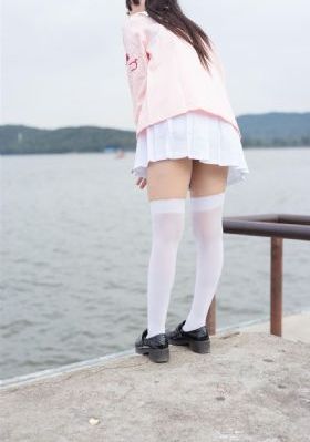 白衣校花与大长腿3电视剧免费